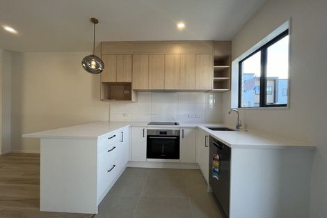 Photo of property in 44e Westgate Drive, Westgate, Auckland, 0614
