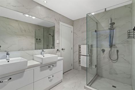 Photo of property in 33 Te Oneroa Way, Long Bay, Auckland, 0630