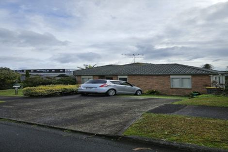 Photo of property in 6 Black Teal Close, Unsworth Heights, Auckland, 0632
