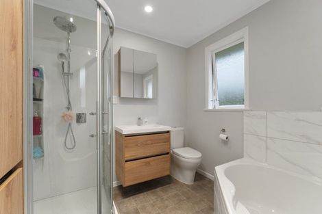 Photo of property in 134 Driver Crescent, Cannons Creek, Porirua, 5024