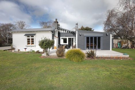 Photo of property in 55 Hawkestone Road, Marton, 4710