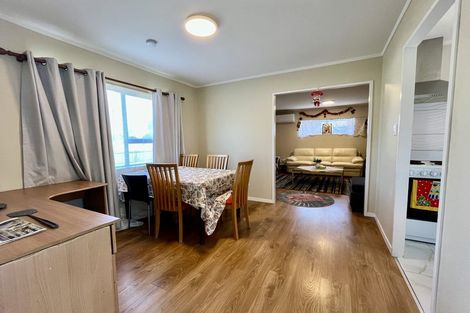 Photo of property in 2/328 Bucklands Beach Road, Bucklands Beach, Auckland, 2012