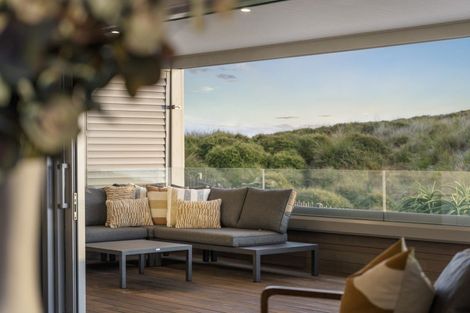 Photo of property in 357b Oceanbeach Road, Mount Maunganui, 3116