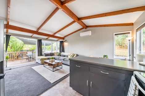 Photo of property in 11a Norana Road, Maoribank, Upper Hutt, 5018