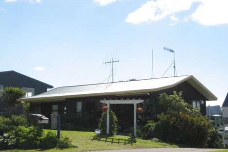 Photo of property in 317 Harbour Road, Ohope, 3121