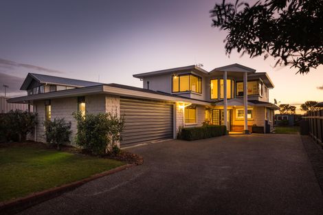 Photo of property in 41 Moyne Avenue, Milson, Palmerston North, 4414