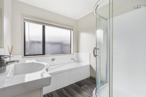 Photo of property in 9a Le Quesne Place, Fairfield, Hamilton, 3214