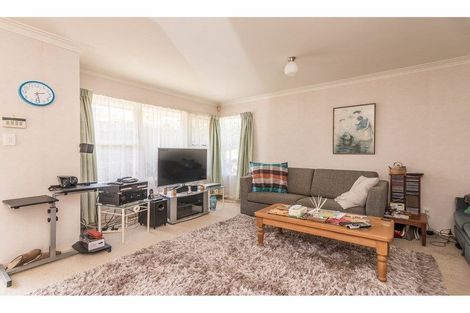 Photo of property in 1/1257 Dominion Extension, Mount Roskill, Auckland, 1041