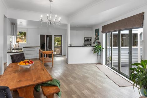 Photo of property in 22 Beach Road, Onerahi, Whangarei, 0110