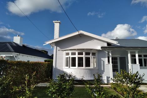 Photo of property in 130 Calliope Road, Stanley Point, Auckland, 0624