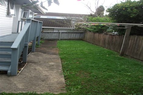 Photo of property in 157 Bradbury Road, Botany Downs, Auckland, 2010