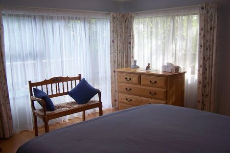 Photo of property in 54 Robbies Road, Shelly Park, Auckland, 2014