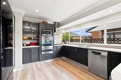 Photo of property in 12 Smiths Road, Matua, Tauranga, 3110