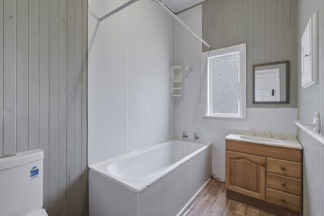 Photo of property in 921 Ongo Road, Hunterville, 4782