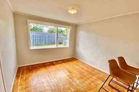 Photo of property in 19 Mcquarrie Avenue, Wattle Downs, Auckland, 2103