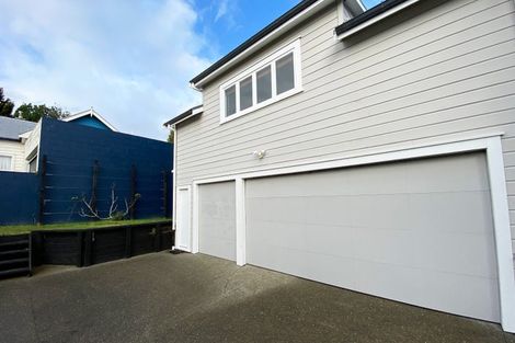 Photo of property in 2 Brassey Road, Birkenhead, Auckland, 0626