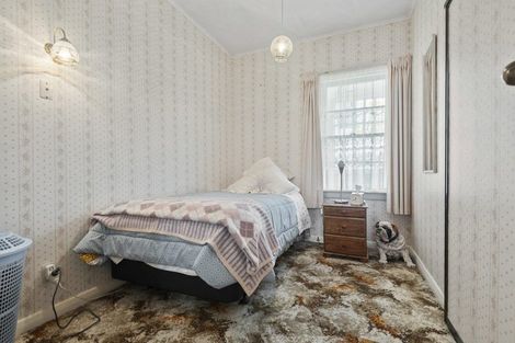 Photo of property in 112 Savage Crescent, West End, Palmerston North, 4412