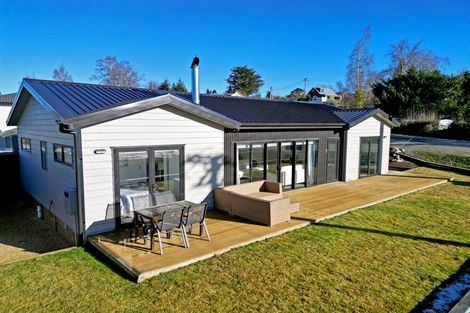 Photo of property in 11 Keswick Street, Naseby, 9396