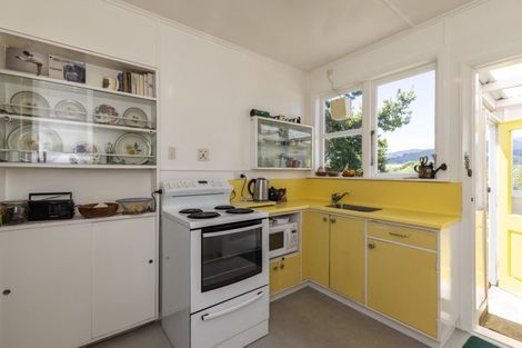 Photo of property in 90-92 Kiwi Road, Raumati Beach, Paraparaumu, 5032