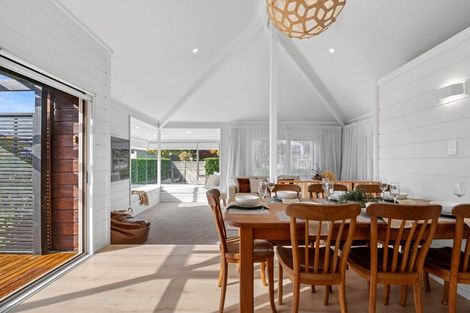 Photo of property in 13 Thelma Place, Lynmore, Rotorua, 3010