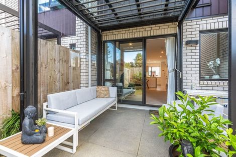 Photo of property in 10b Titoki Street, Te Atatu Peninsula, Auckland, 0610