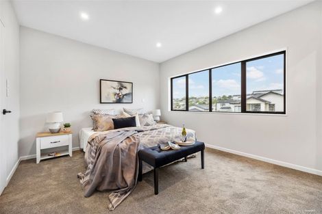 Photo of property in 124 San Valentino Drive, Henderson, Auckland, 0612