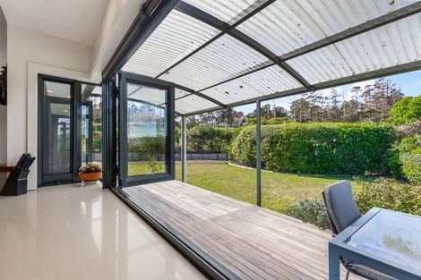 Photo of property in 93 Hamilton Road, Waimauku, 0881