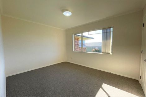 Photo of property in 332a Devon Street West, New Plymouth, 4310