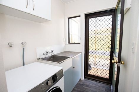 Photo of property in 59 Pipiroa Road, Ngatea, 3503