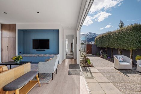 Photo of property in 97 Cotter Avenue, Arrowtown, 9302