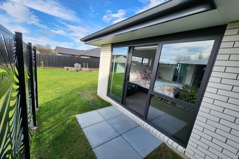 Photo of property in 27 Cemetery Road, East Taieri, Mosgiel, 9024