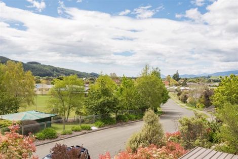 Photo of property in 19 Treeton Place, Wakefield, 7025