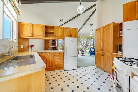 Photo of property in 2 Glenrae Grove, Silverstream, Upper Hutt, 5019