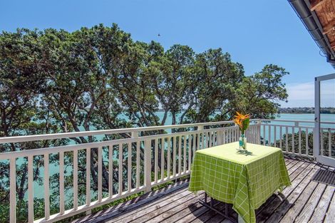 Photo of property in 5 Beresford Street, Bayswater, Auckland, 0622