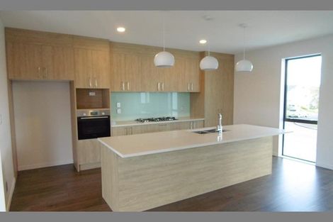 Photo of property in 30 Stephen Avenue, Henderson, Auckland, 0610