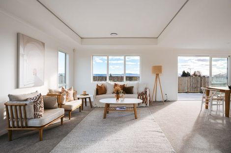 Photo of property in 21 Kohekohe Drive, Owhata, Rotorua, 3010