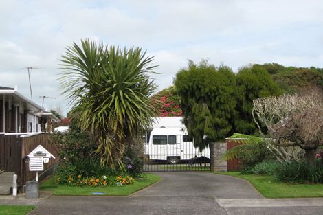 Photo of property in 11 Kapui Place, Waitara, 4320