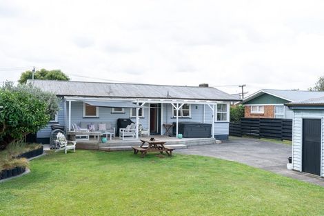 Photo of property in 37 Yvonne Street, Melville, Hamilton, 3206