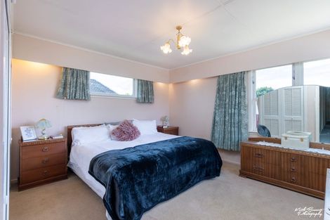 Photo of property in 33 Garden Road, Avalon, Lower Hutt, 5011