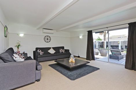 Photo of property in 48a Avenue Road, Greenmeadows, Napier, 4112