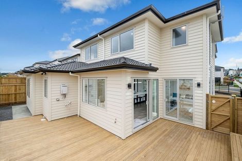 Photo of property in 50 Tir Conaill Avenue, Flat Bush, Auckland, 2019