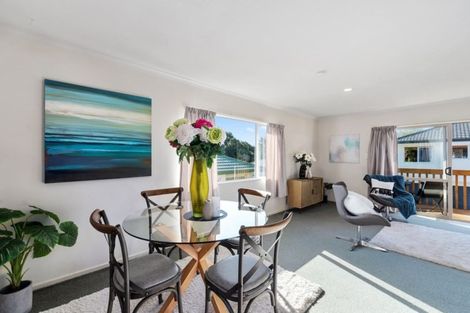 Photo of property in 1/16 Ocean View Road, Hatfields Beach, Orewa, 0931