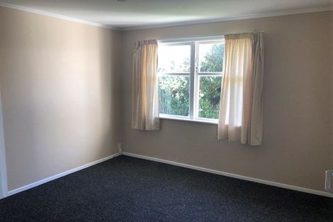 Photo of property in 30 Baylands Drive, Newlands, Wellington, 6037