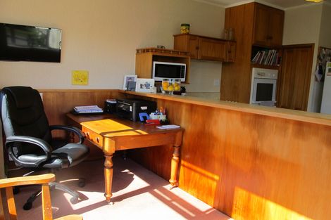 Photo of property in 637 Bank Street, Te Awamutu, 3800