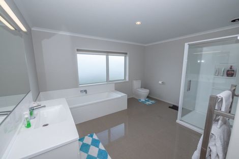 Photo of property in 6 Christine Drive, Coopers Beach, 0420