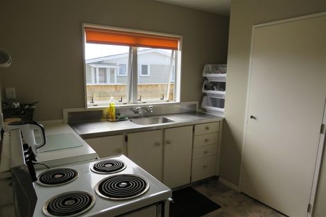 Photo of property in 18a Shortt Street, Foxton Beach, Foxton, 4815