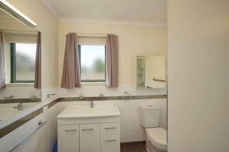 Photo of property in 21 Woodstock Place, Stoke, Nelson, 7011