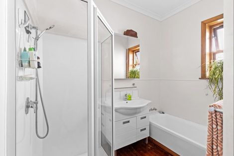 Photo of property in 79 Savage Crescent, West End, Palmerston North, 4412