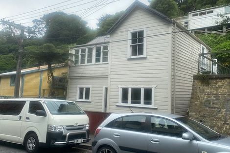 Photo of property in 69 Holloway Road, Aro Valley, Wellington, 6021