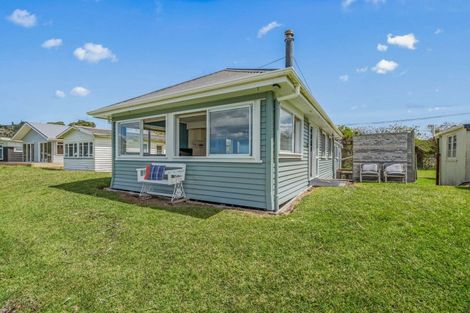 Photo of property in 37b Te Kapua Street, Oakura, Hikurangi, 0184